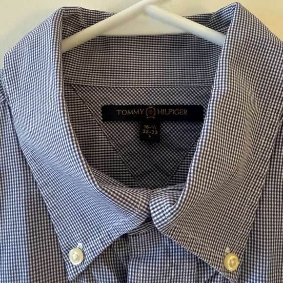 Tommy Hilfiger Men’s Large Button Down - Picture 3 of 4